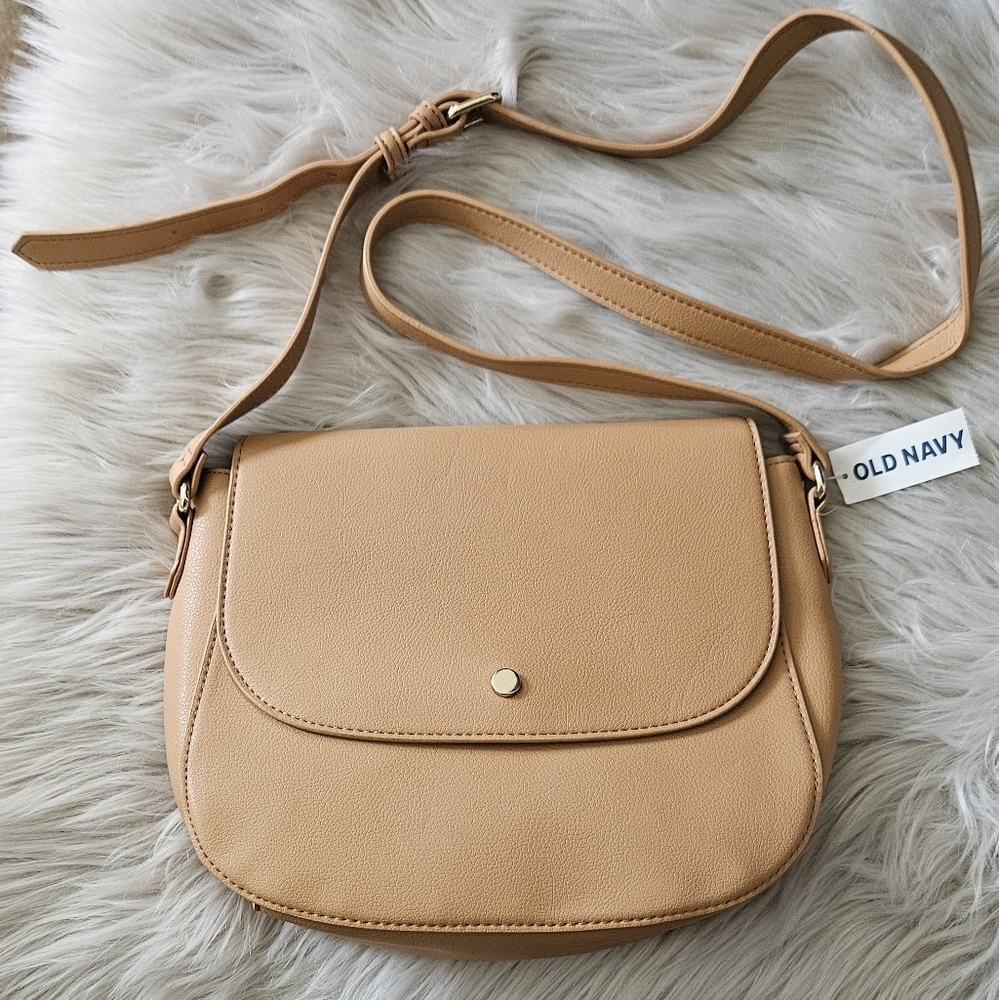 Tan Beige Brown neutral saddle crossbody bag travel office work bag